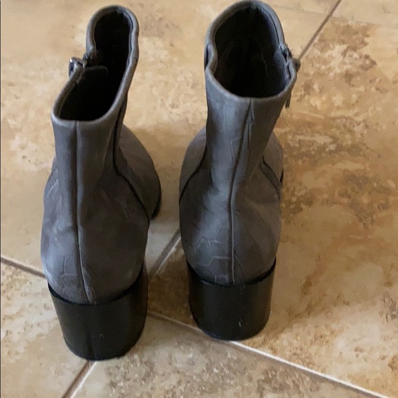 Sam Edelman Joey Booties - Picture 5 of 7